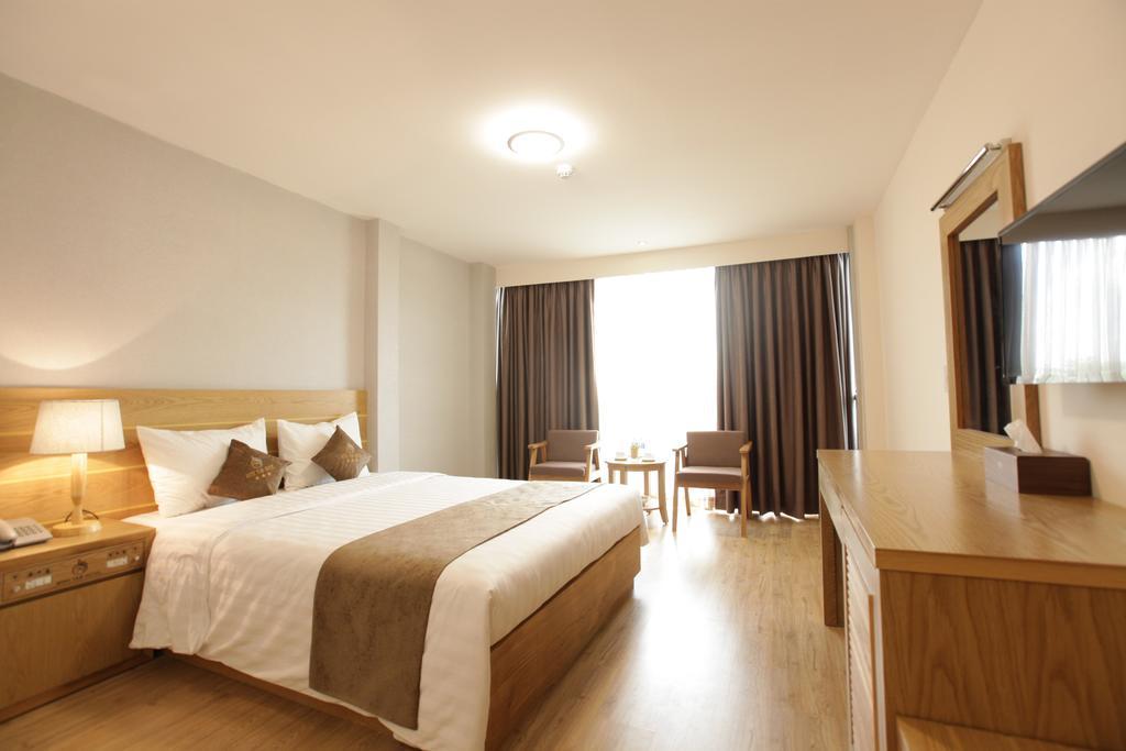 Minh Tam Hotel & Spa 3/2 Hô Chi Minh-Ville Extérieur photo